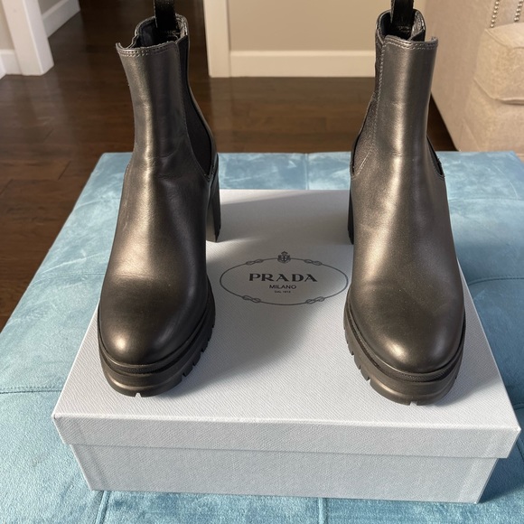 Prada boots Calzature Donna - Picture 1 of 5